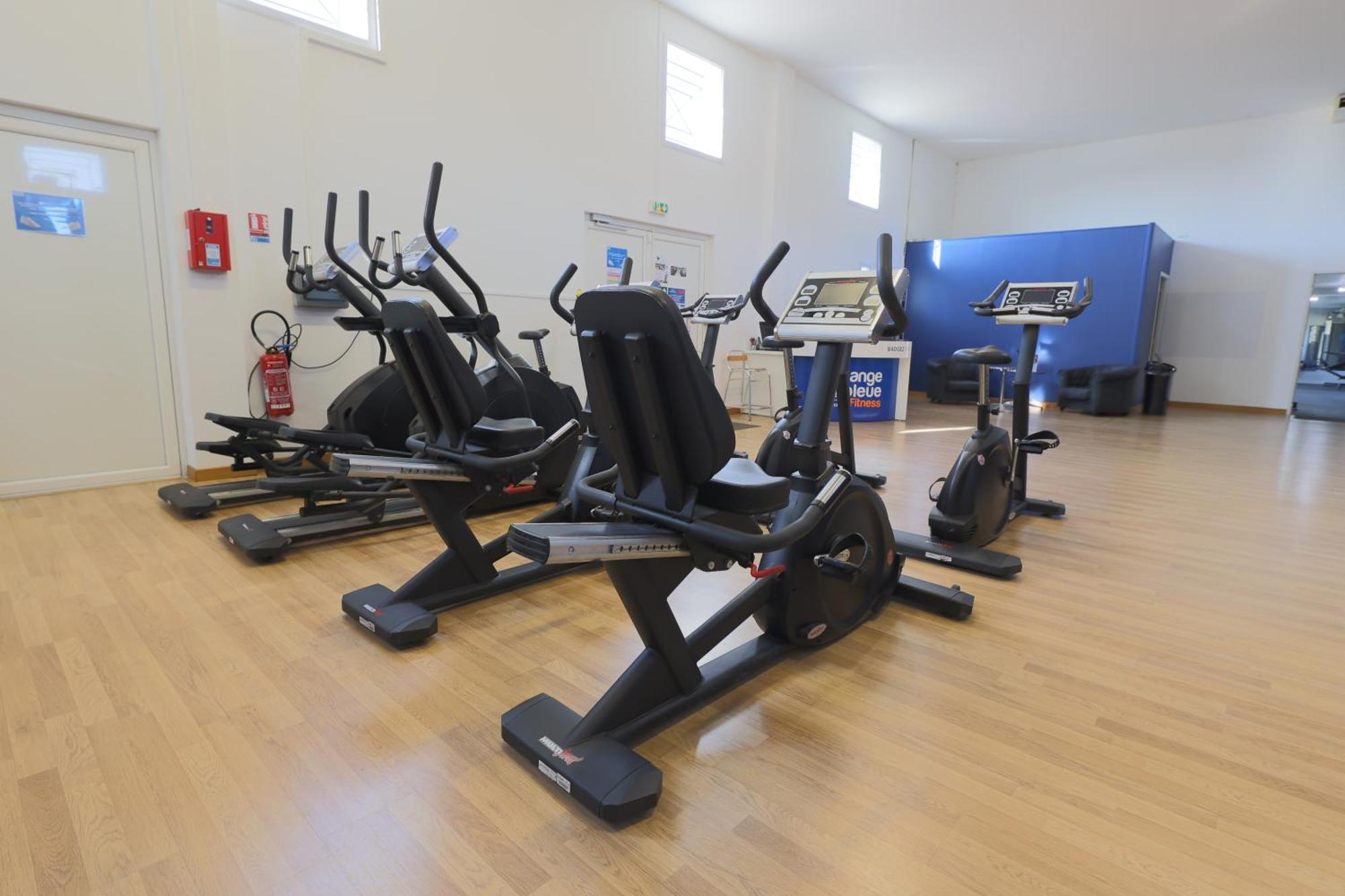 Park & Suites Village Gorges De L'Herault-Cevennes Brissac Ngoại thất bức ảnh