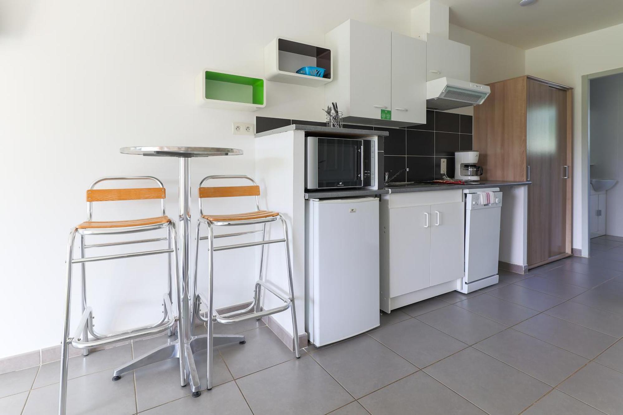 Park & Suites Village Gorges De L'Herault-Cevennes Brissac Ngoại thất bức ảnh