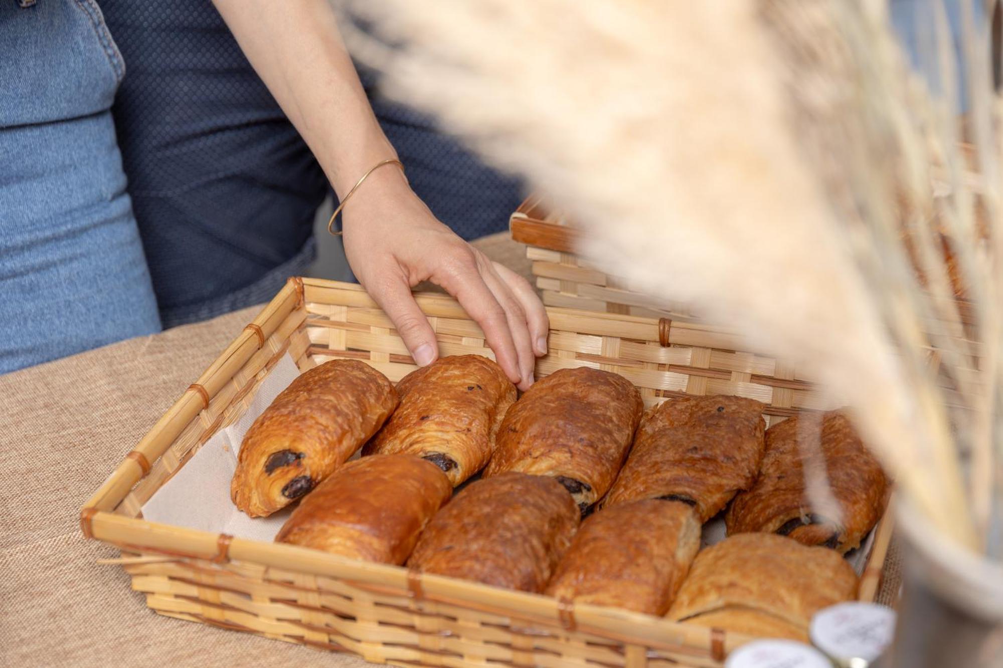 Park & Suites Village Gorges De L'Herault-Cevennes Brissac Ngoại thất bức ảnh